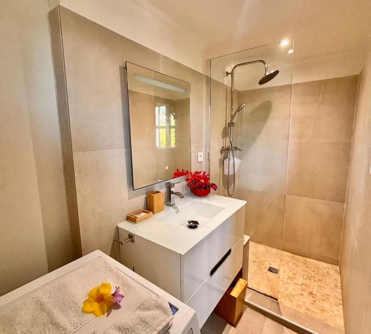 Apartmán L'Ecrin Flamboyant Orient Bay